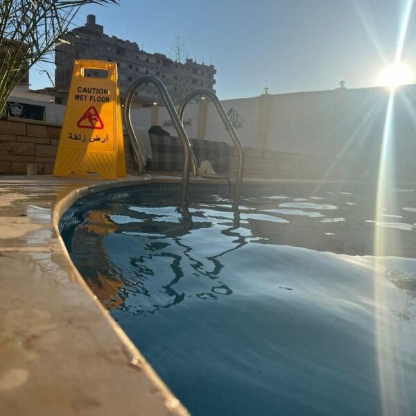 8f709ee6-c9f8-40bd-95da-2ec31aa1387e